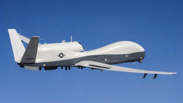 రూ. 2,222 కోట్ల నిఘా డ్రోన్ మటాష్: అమెరికాకు కోలుకోలేని దెబ్బ!